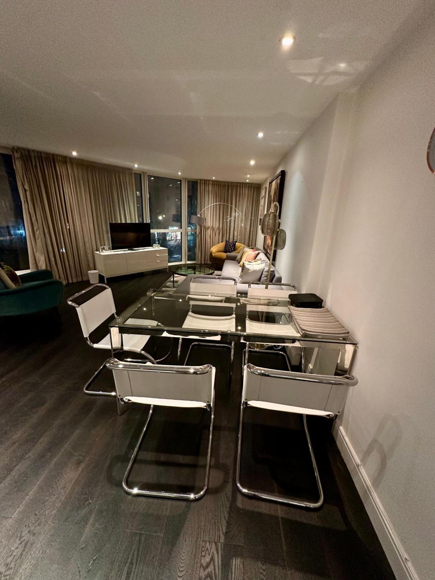 Gunwharf Quays Harbour Apartments Портцмаус Экстерьер фото